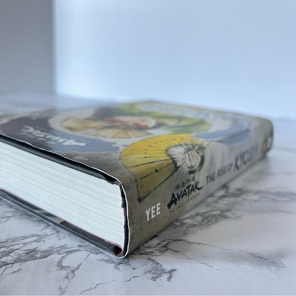 Avatar: The Last Airbender: The Rise of Kyoshi (Chronicles of the Avatar Book 1) - Picture 6 of 8